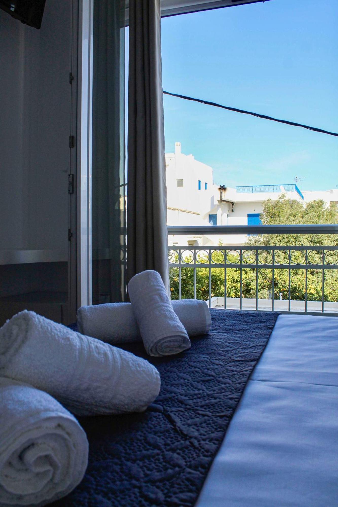 Aeolian Breeze Apartment Tinos Bagian luar foto